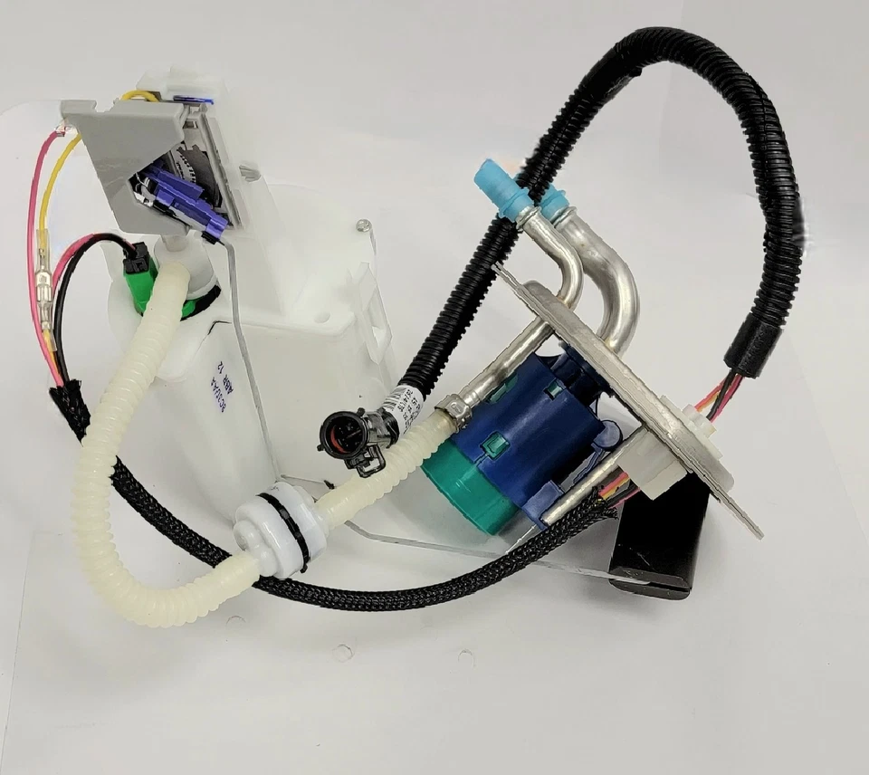 Módulo de bomba de combustible Bosch F00E194174 para Ford F-250 Super Duty 2008-2010 Foto 2 de 4