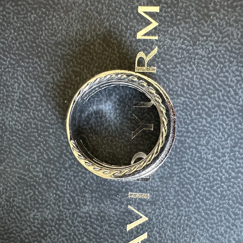 Anillo David Yurman de Plata de Ley Cruzado Ancho Pavé Diamantes Talla 7 Foto 3 de 4