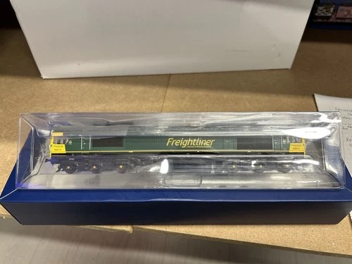 Bachmann 66614 Freightliner Poppy Rails Exclusive 21pin DCC Ready Boxed