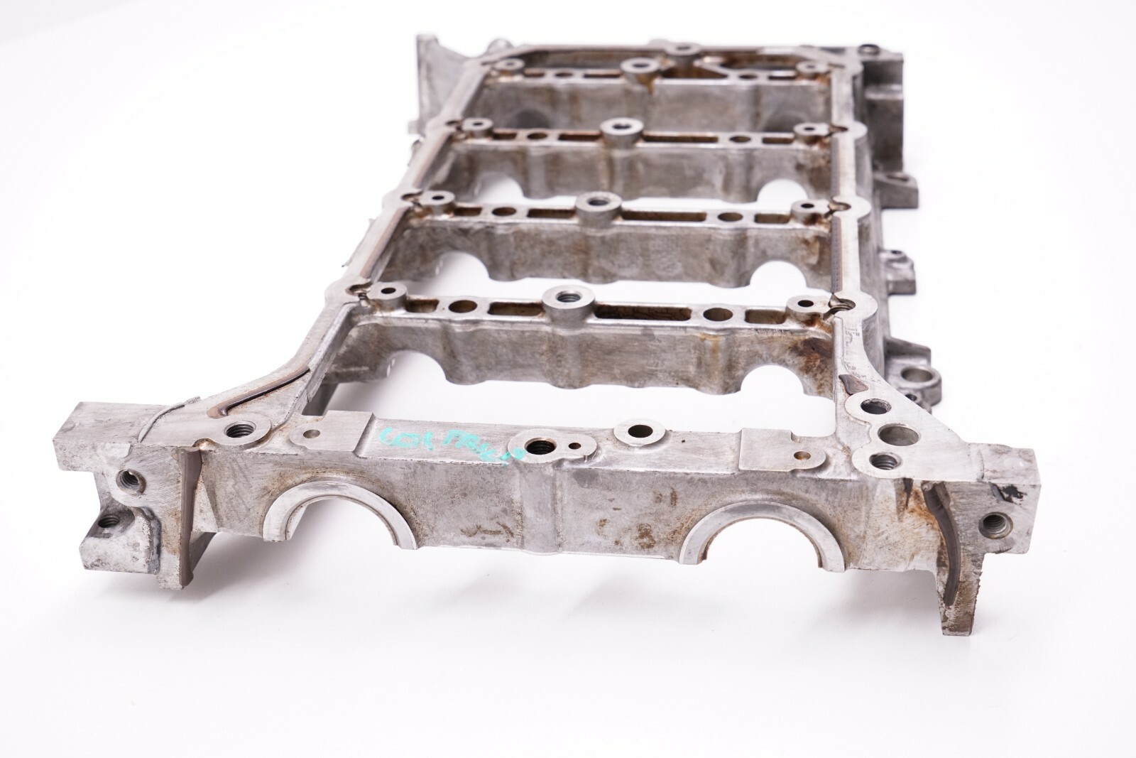 2010-2015 Toyota Prius 1.8L Upper Engine Motor Camshaft Housing  