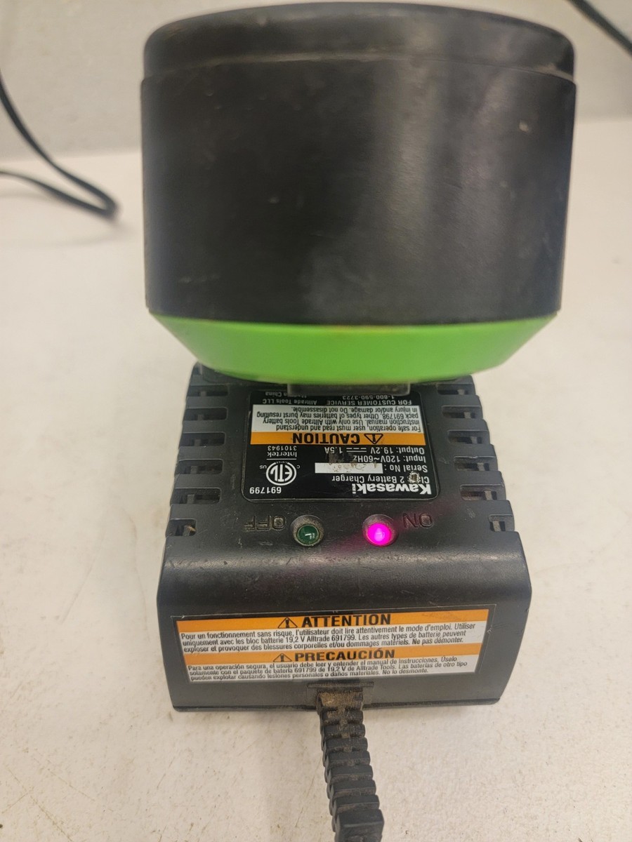 Kawasaki 19.2V Drill Driver 691795 w/ Battery 691798 & Charger