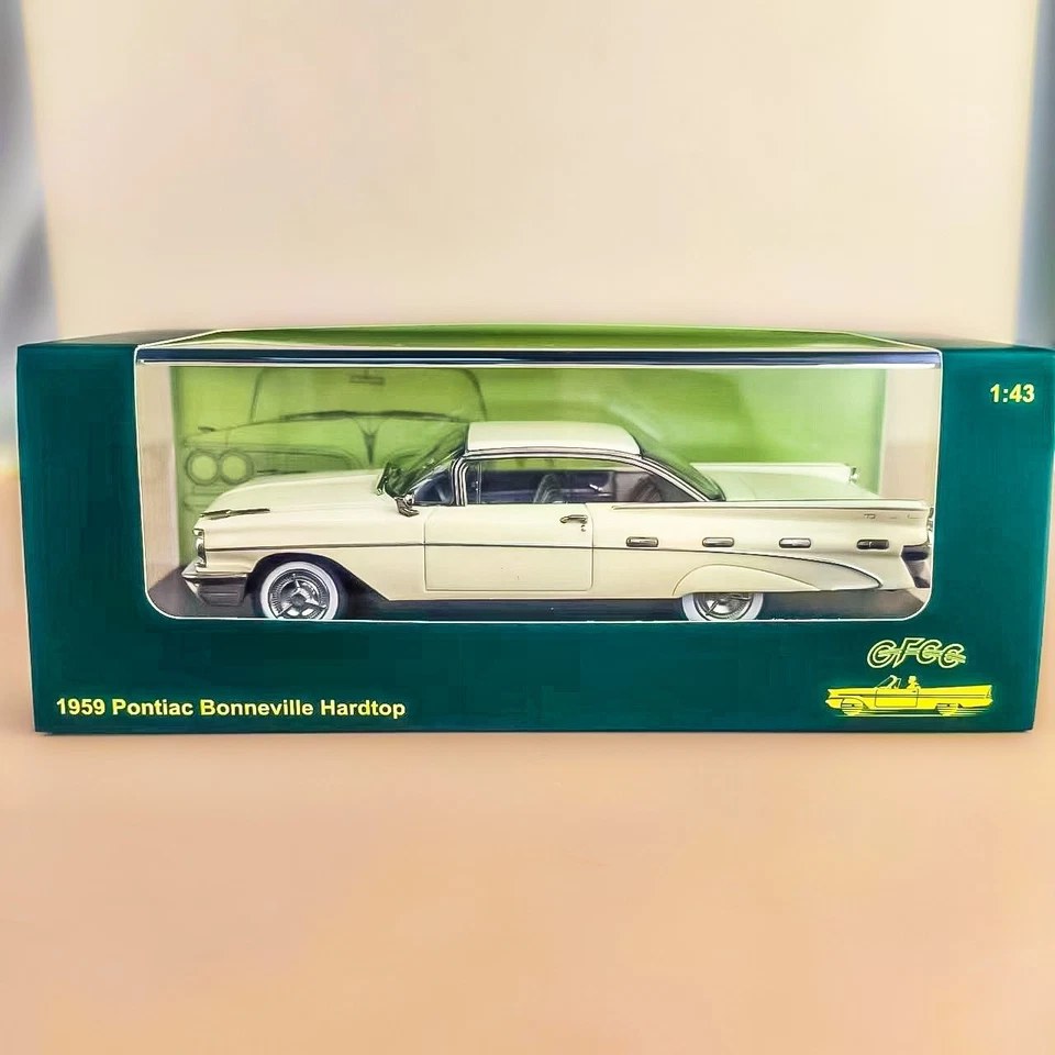 1/43 GFCC 1959 Pontiac Bonneville Hardtop White Diecast Model Car Collection - Image 2 of 4
