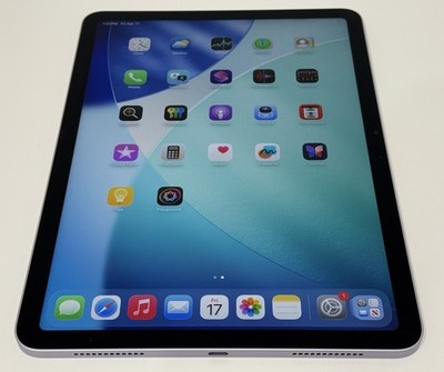 MINT!! 2025 Apple iPad Air 11