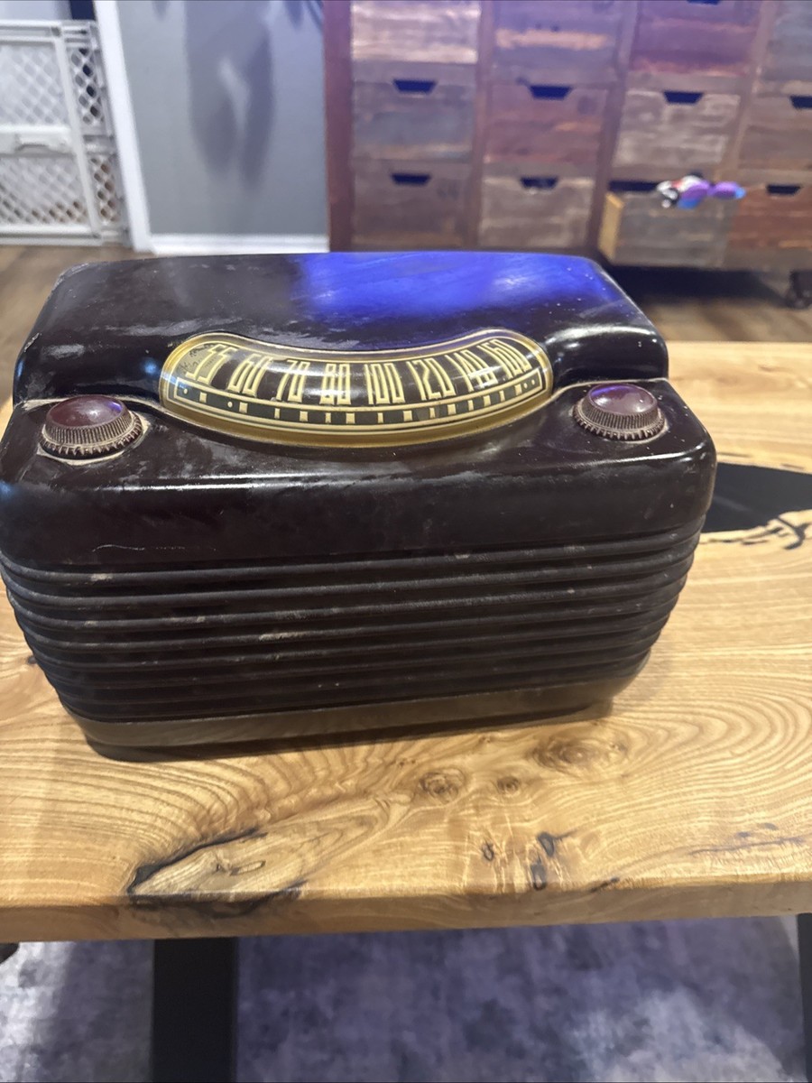 Vtg 1946 Brown Bakelite Philco Hippo Tube Radio Art Deco Model 46