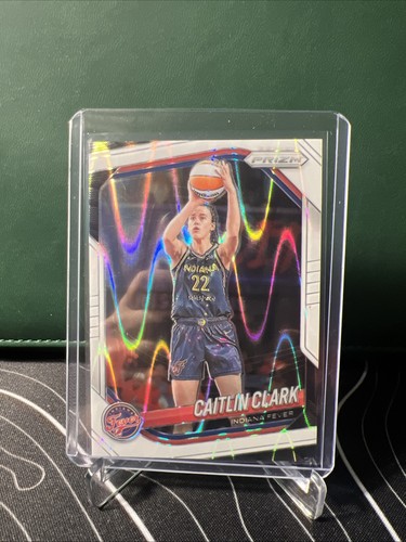 2025 Panini Prizm WNBA - Caitlin Clark #22 White Seismic Prizm
