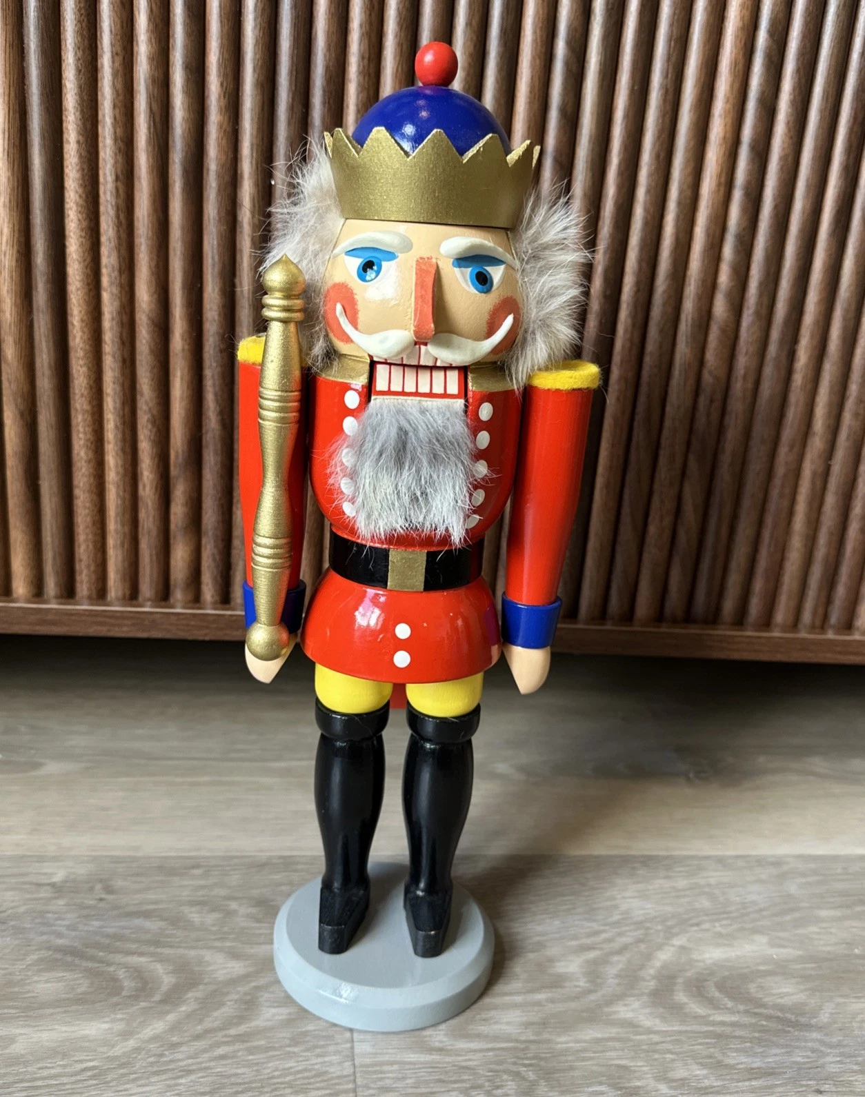 Erzgebirgische Volkskunst Nutcracker Expertic Red King 14 GDR Vintage Germany