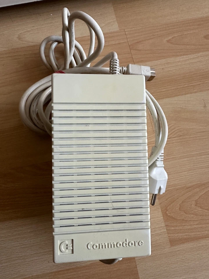 Netzteil   3.0 Amper für / for A500/A600/A1200, works, getestet  #05 25 - Bild 3 von 4