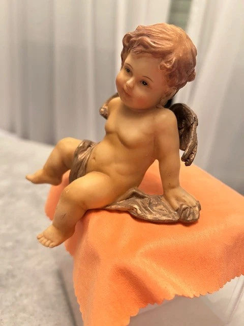 Wunderschöner Engel mit Goldflügel, auf Goldtuch, Österreich