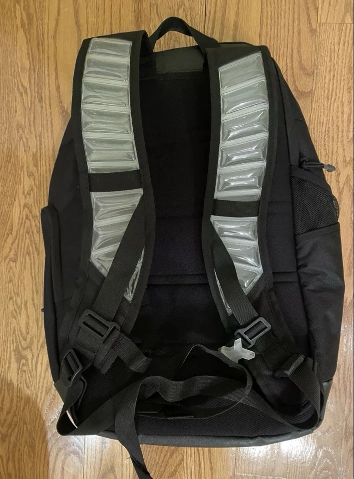 Nike EYBL Elite Bag  “Burn, Boil, Water” Extremely Rare  willing to negotiate  - Image 2 of 4