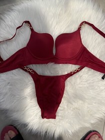 Victoria's Secret Bra And Panties Set