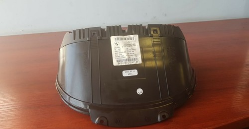 BMW TACHO KOMBIINSTRUMENT 1ER E81 E82 E87 E88 116i 118i 120i 9187039
