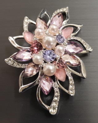 New in Box Napier Silver Tone Simulated Crystal Faux Pearl Cluster Stone Pin NIB