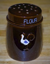 VINTAGE Ceramic FLOUR SHAKER Rooster California Pottery Made in USA 1960's