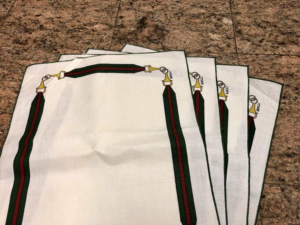 Vintage GUCCI GG Horsebit Pattern Green Red White Set of 4 Placemats and Napkins - Image 3 of 4