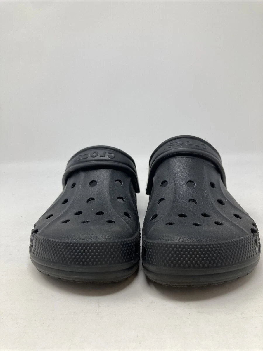 Black crocs sales size 3
