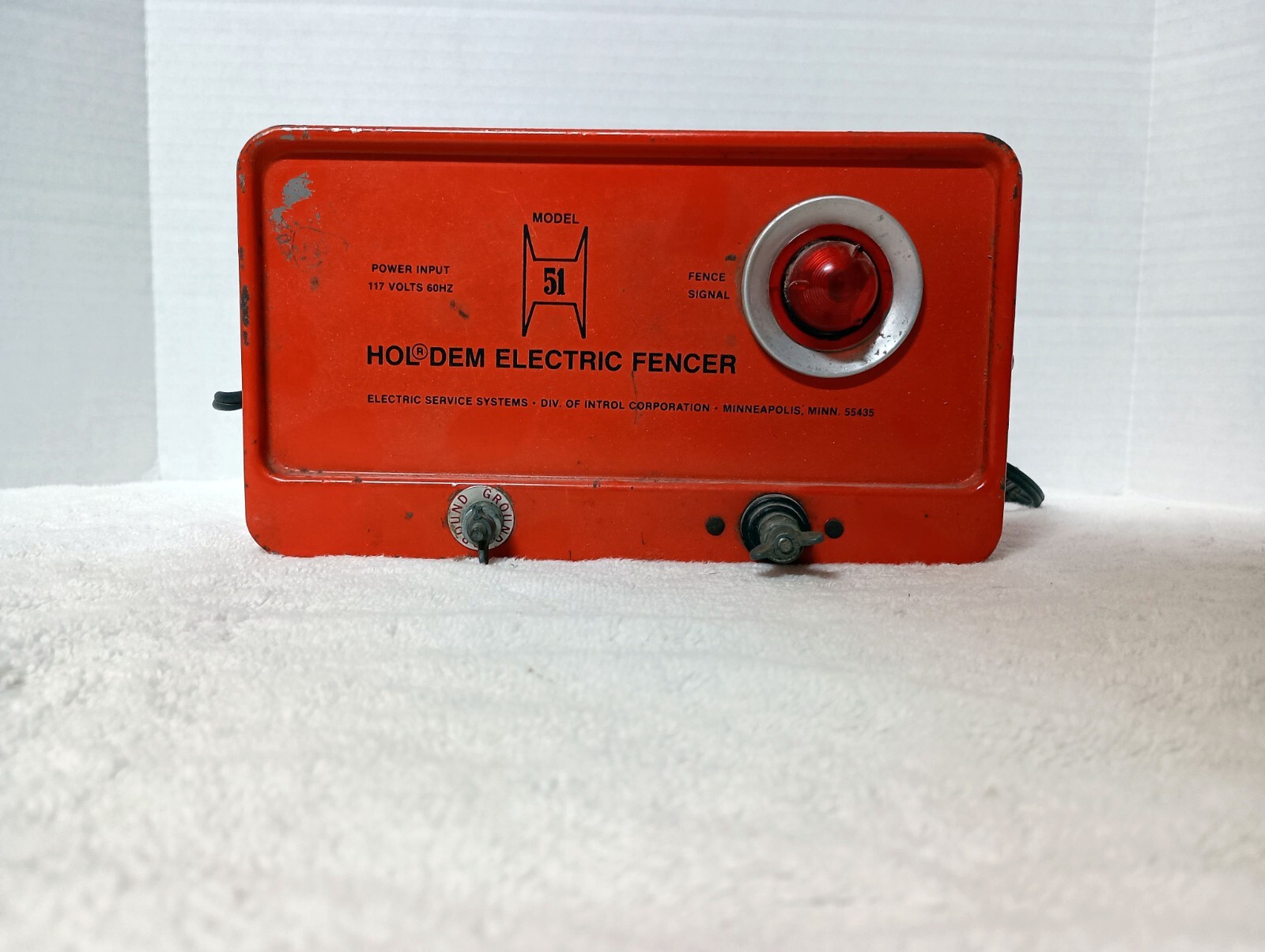 Hol Dem Holdem Hold Em Electric Fencer Model 51 Ranch Fence Charger