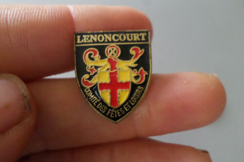 pin s broche badge comite de fetes LENONCOURT Meurthe-et-Moselle 54 Lorraine - Imagen 1 de 3