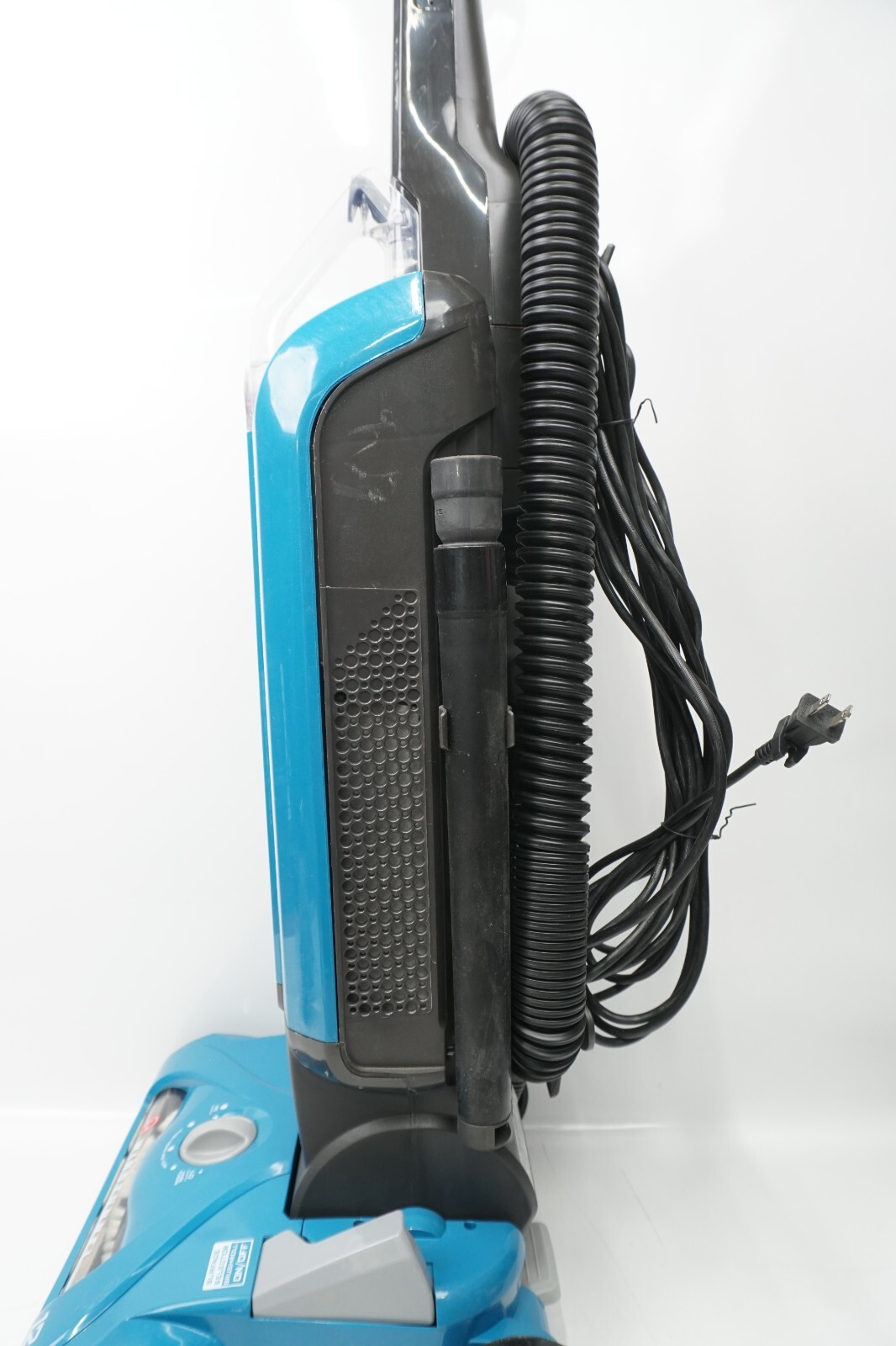 Hoover WindTunnel TSeries Tempo Bagged Upright Vacuum Cleaner Lightly