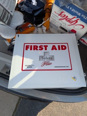 Metal Hanging First Aid Box - White  EMPTY Storage