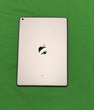 Apple IPad 6th Gen 128GB WiFi With Case