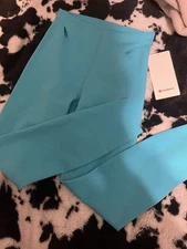 Women’s Lululemon Ultralu Cut-out High rise Tight 25” In A Size 6
