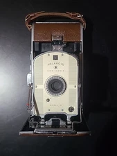 Polaroid 95 Land Camera Brown Classic Mid-Century Design Folding Instant Camera