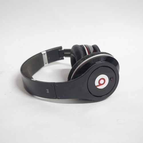 Monster Beats by Dr. Dre Pro Over the Ear Headphones Black Red. Please Read. - Picture 2 of 10