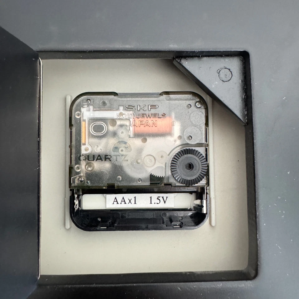 Pottery Barn Union Station No. Reloj de pared redondo 570 12 pulgadas negro ¡Funciona muy bien! Foto 4 de 4