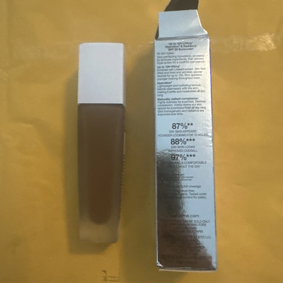 Lancôme RÉNERGIE LIFT Anti-Wrinkle 12 HR Lifting Foundation SPF 26 - 550 Suede C - Image 2 of 4