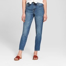 Women's High-Rise Straight Jeans - Universal Thread Medium Wash NEW