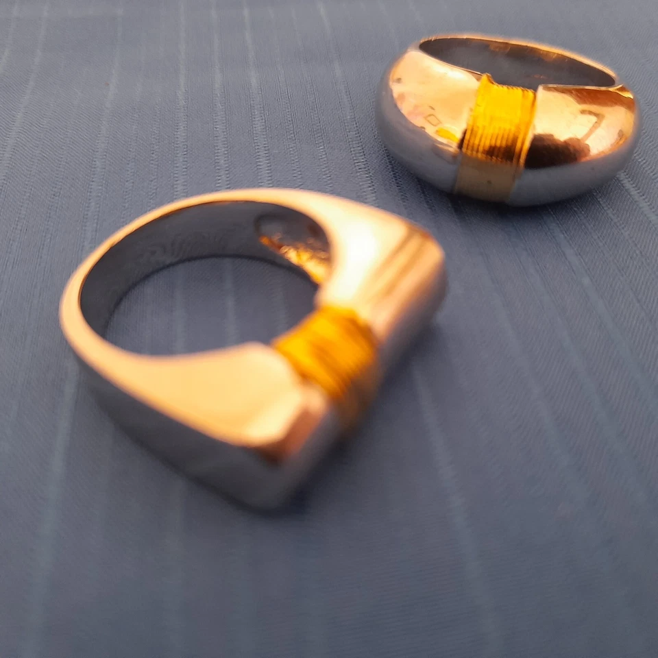 Anello metallo vintage color argento e oro - Immagine 2 di 4