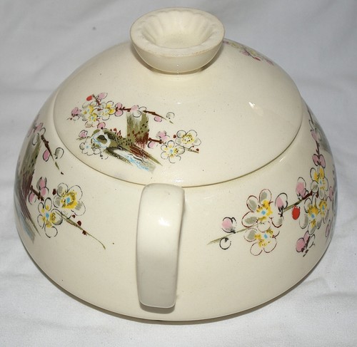 Salem China Co - CHERRY BLOSSOM - 7 1/2" COVERED CASSEROLE - Picture 4 of 10