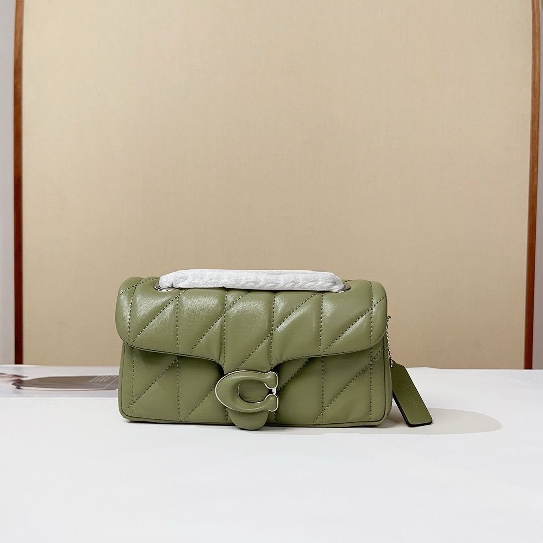 ★Coach★ Tabby Shoulder Bag 20 With Quilting CP149 B4/SG Tabby Shoulder Bag 20 With Quilting BLACK