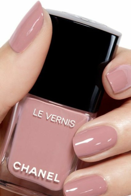 chanel nail polish interdit