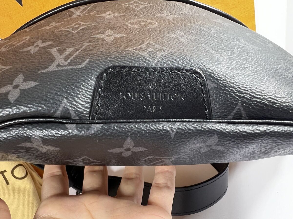 louis vuitton bumbag monogram black