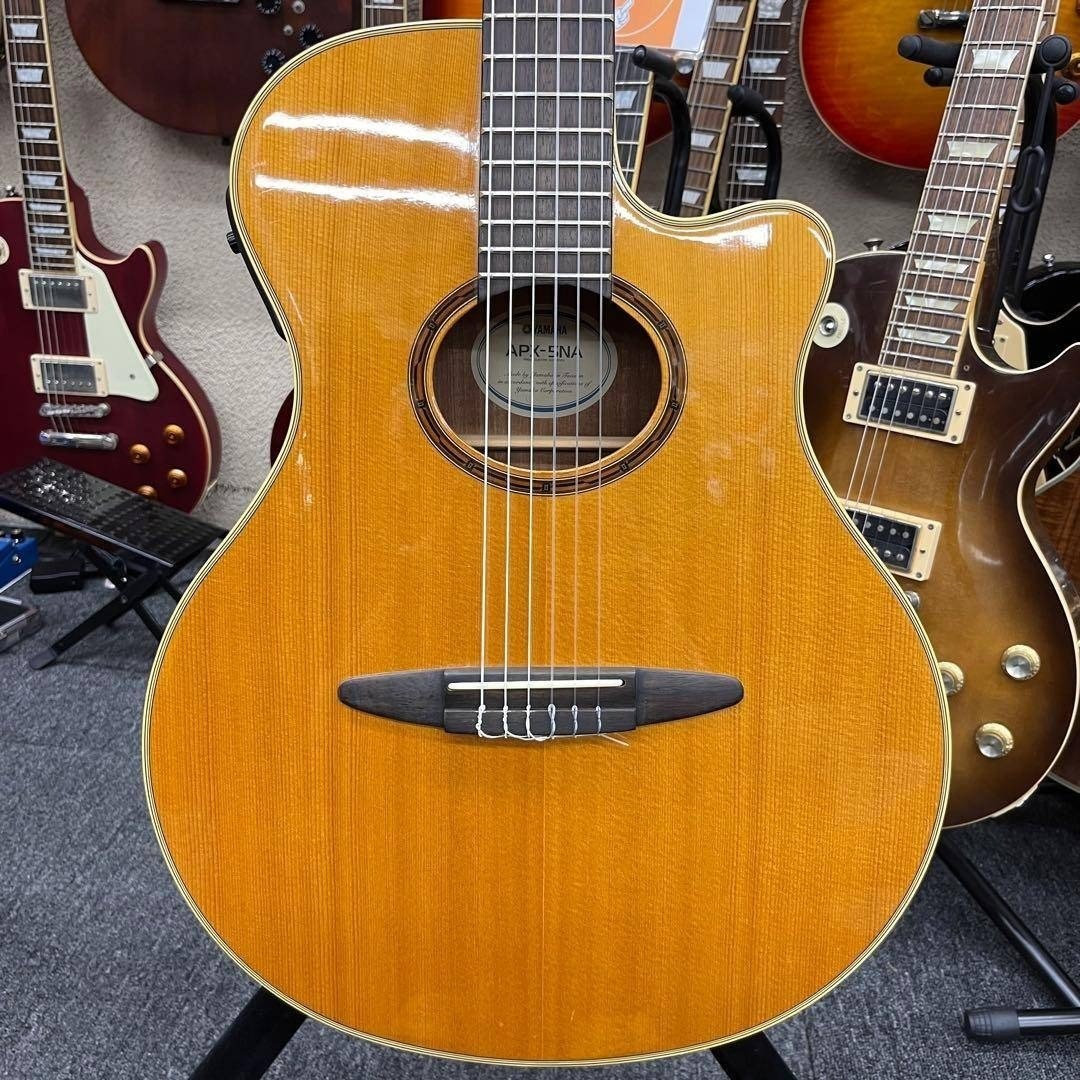 [12667]YAMAHA APX-5NA Electric Classical Guitar Elegat