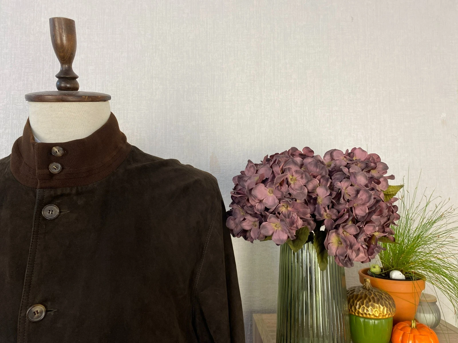 Enrico Mandelli Milano Brown Suede Italian Tailored Bomber Jacket 44, EU 54 - product detail image 4