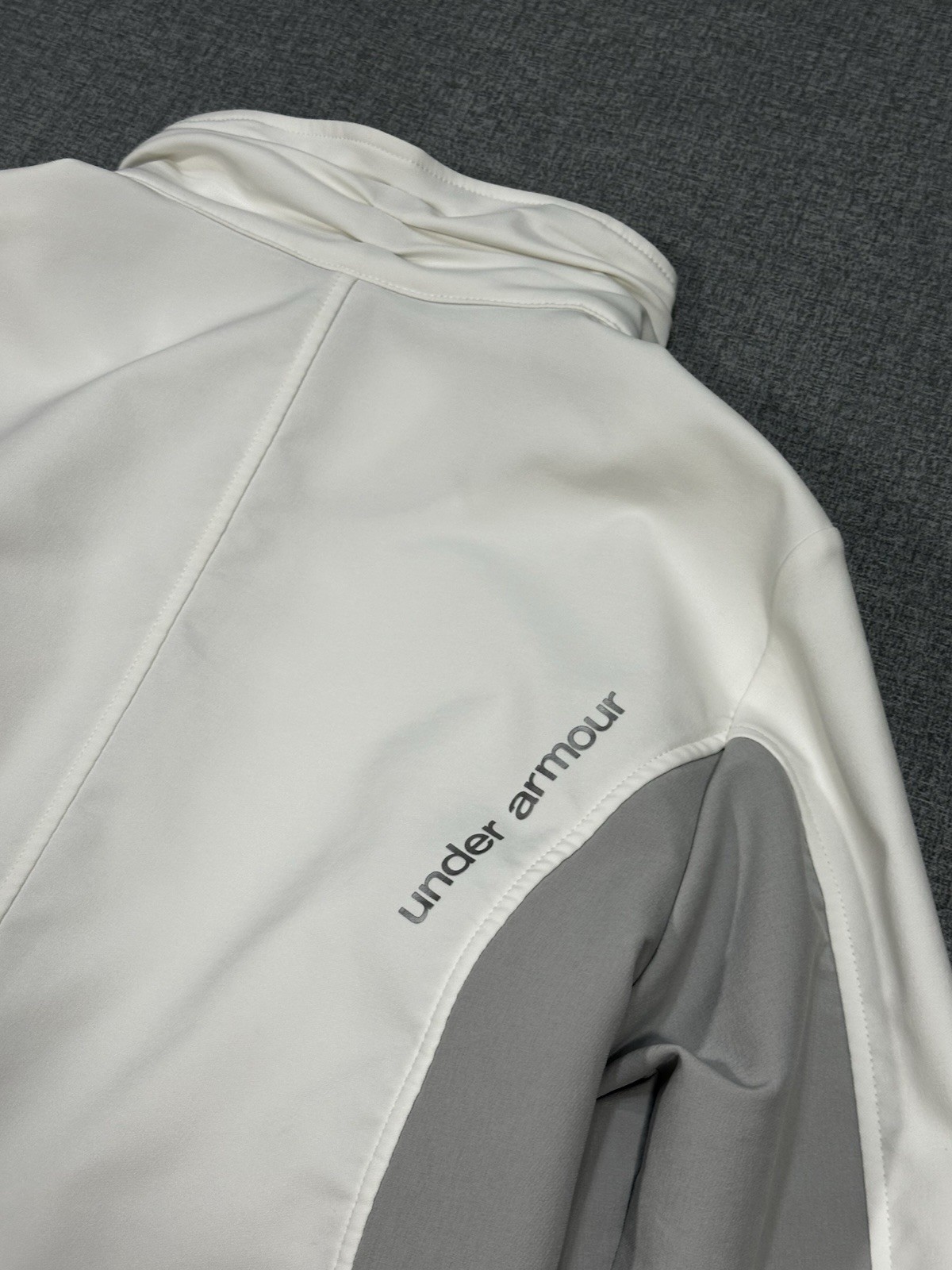 Under Armour Softshell Jacket Women’s Medium Whit… - image 3