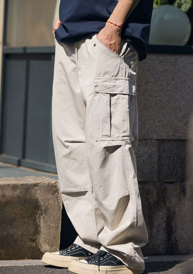Pockets Casual