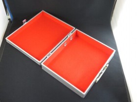 RARE Nintendo Famicom Attache Case Carrying Console Cartridge Bag Silver Japan 1