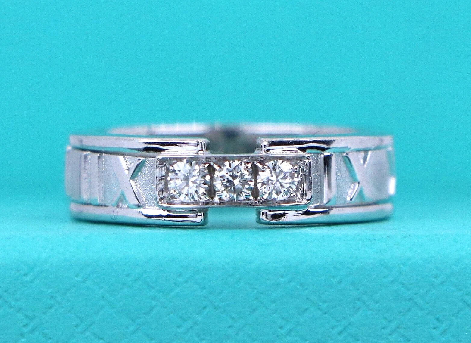 Tiffany & Co 18K White G Atlas Roman Numeral 3 Diamond Trio Ring Band Size 6