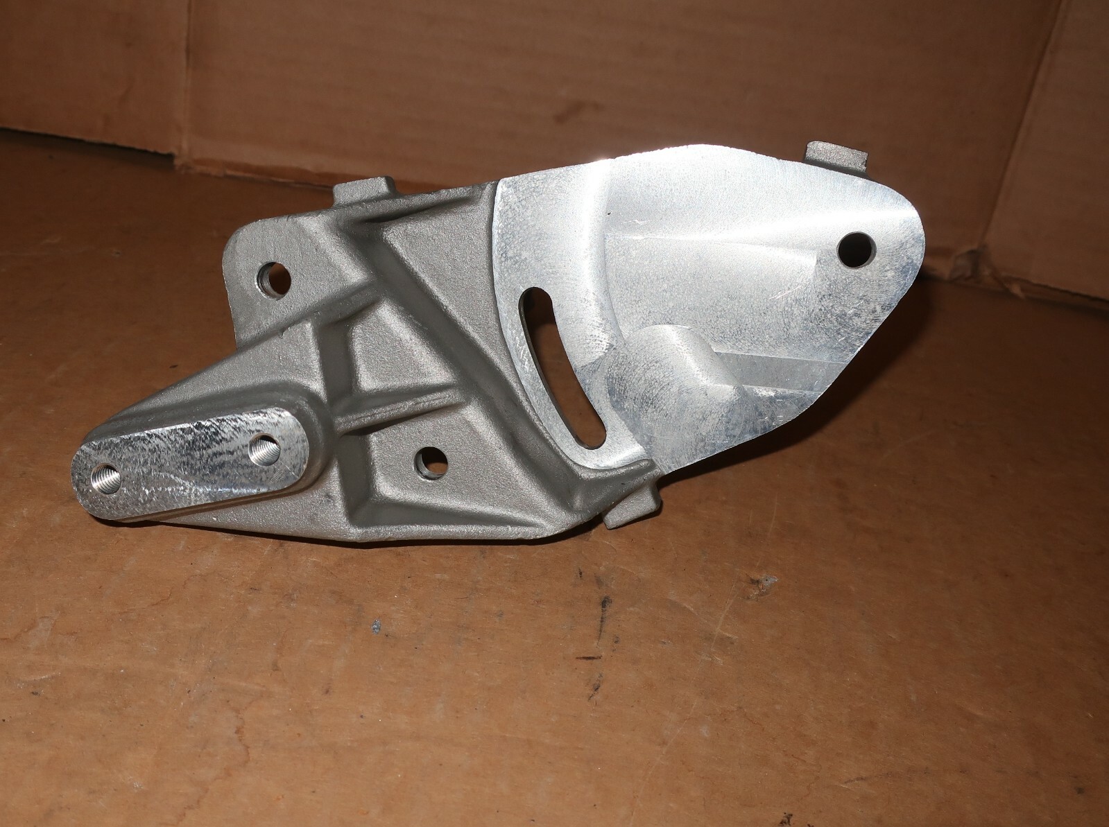 Maserati Biturbo TIMING BELT TENSIONER BRACKET  Power Steering Pump Mount 24V