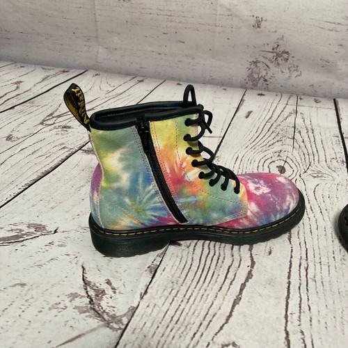 Botas Dr Martens 1460J para mujer 5 gamuza suave tie dye con cordones multicolor combate - Imagen 6 de 9