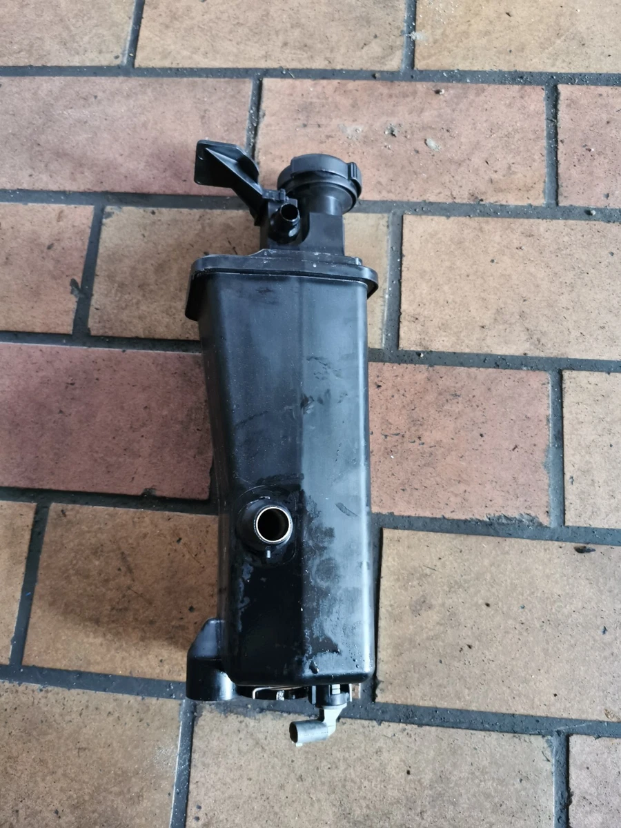 BMW 320i 325i 330i E46 Expansion Tank, Coolant Reservoir Mahle 
