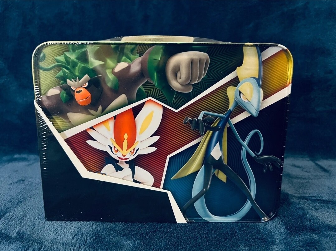 Pokemon TCG Charizard Lunch Box Collector Chest w/ Booster Packs