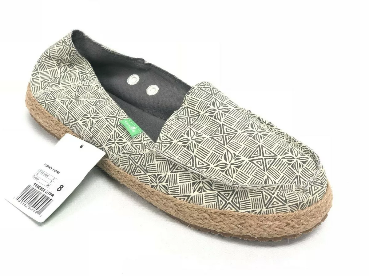 Sanuk Women's Funky Fiona Espadrille Flats 1020250 Grey Tiki Print