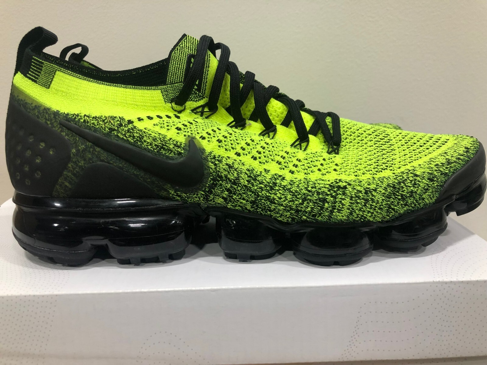 Nike Air VaporMax Flyknit 2 Volt 2019 