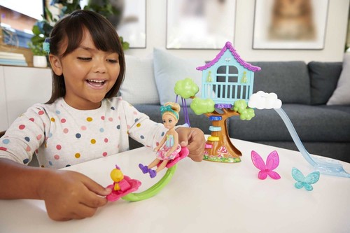 Barbie Dreamtopia Chelsea Fairy Doll Playground Toy Set with Puppy 3 to 7 Years - Picture 2 of 6