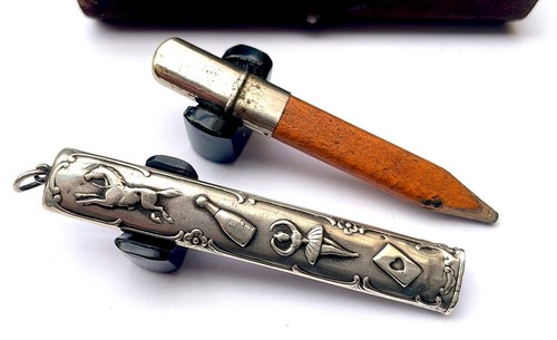 Antiker Zimmermannsbleistift mit Silberüberzug mit Glücksspielsymbolen, selten! (CM2447) - Bild 2 von 7