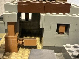 LEGO Minecraft: The Desert Outpost (21121)
